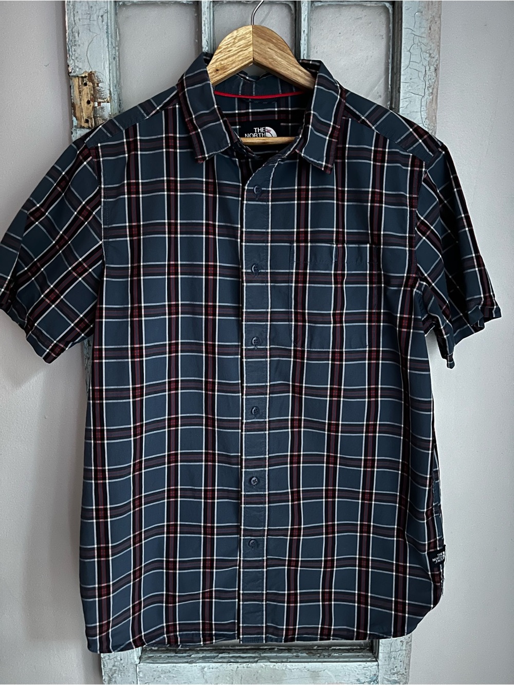 The North Face Men's Short-Sleeve Plaid Button-Down Shirt - Navy & Burgundy